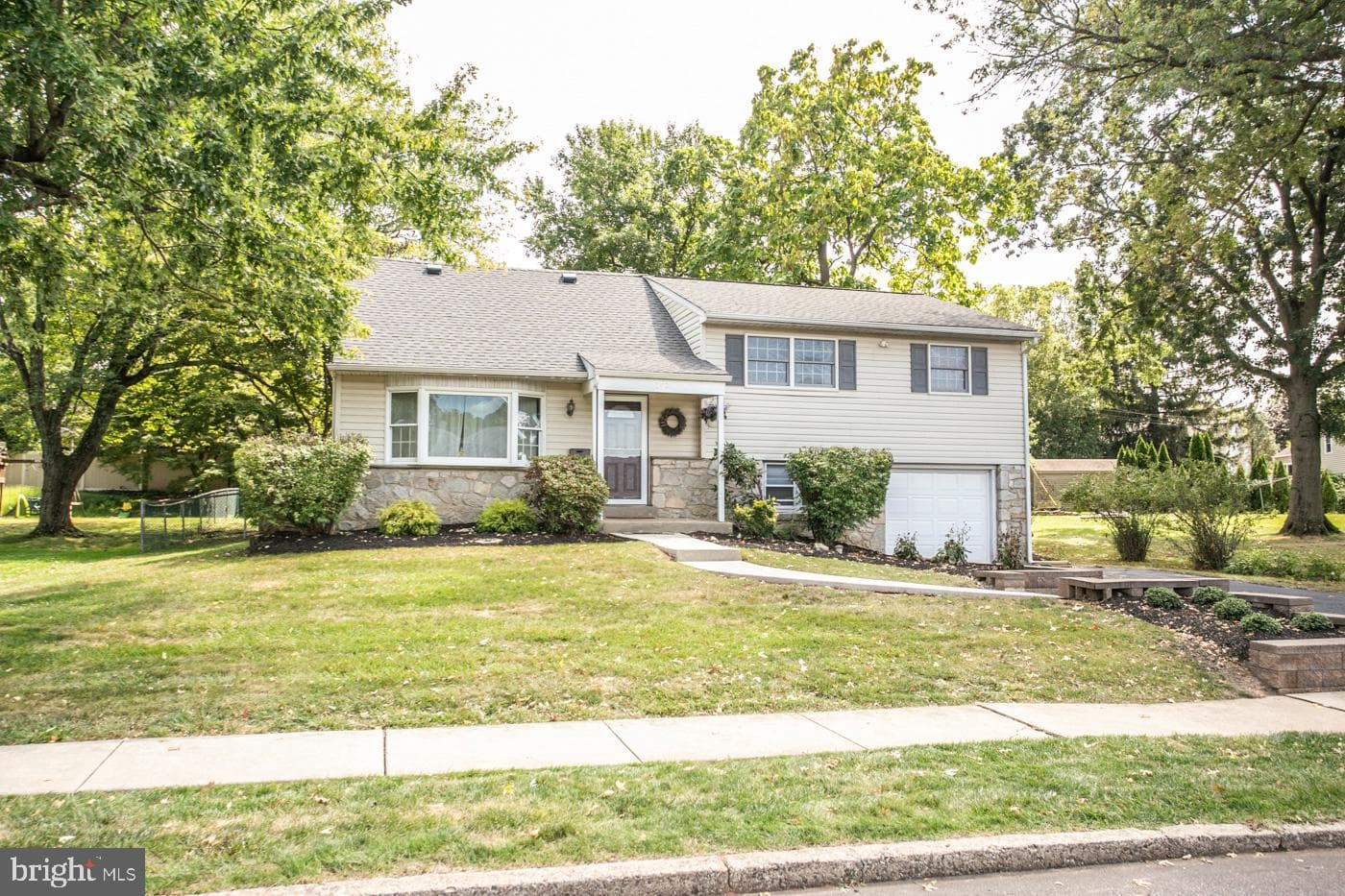 340 Central Drive photo 39