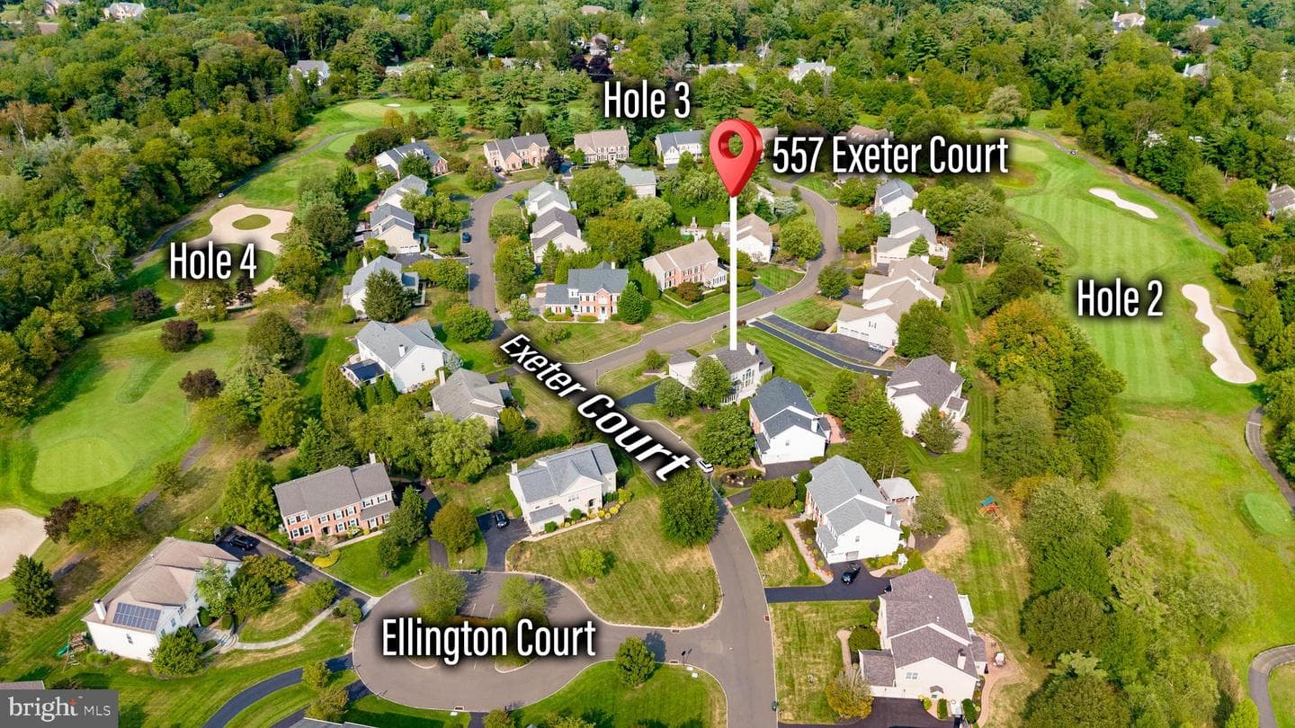 557 Exeter Court photo 8