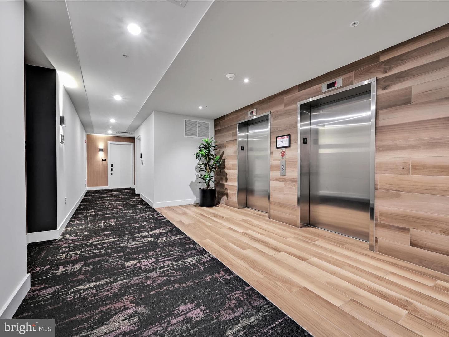 575 S Goddard Boulevard #406 photo 18