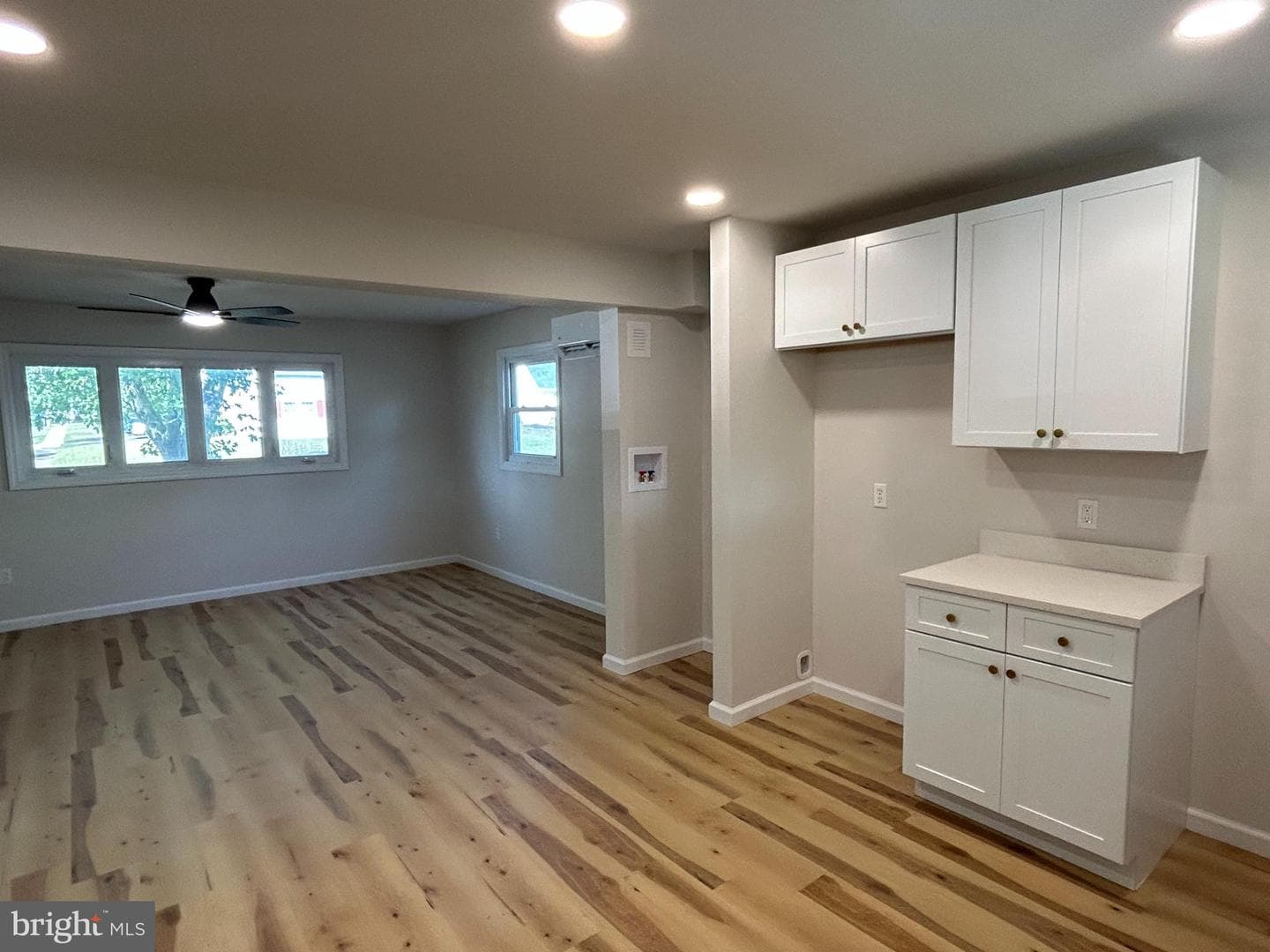 156 Gable Avenue photo 9
