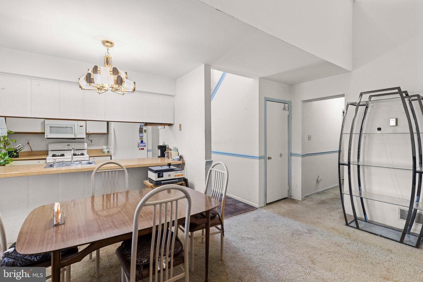 1610 Melrose Avenue photo 11