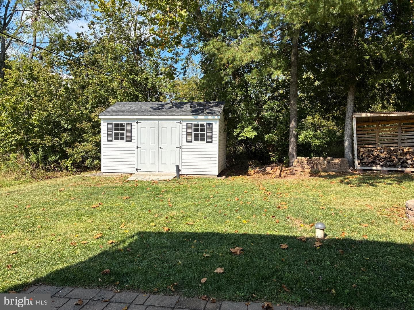 55 Sunset Road photo 33