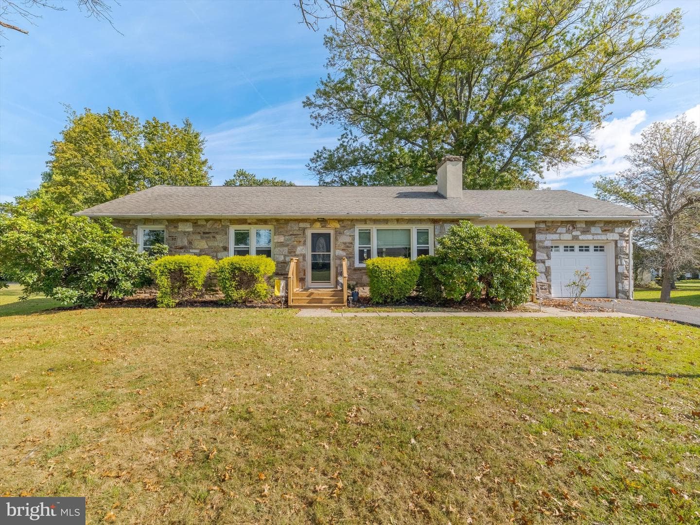 414 Watson Avenue photo 27