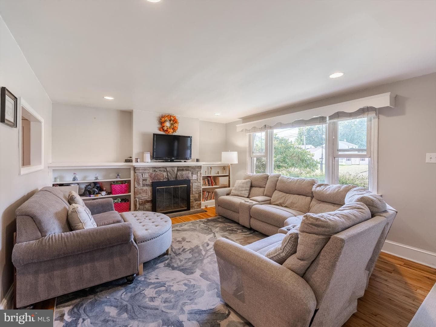 414 Watson Avenue photo 3