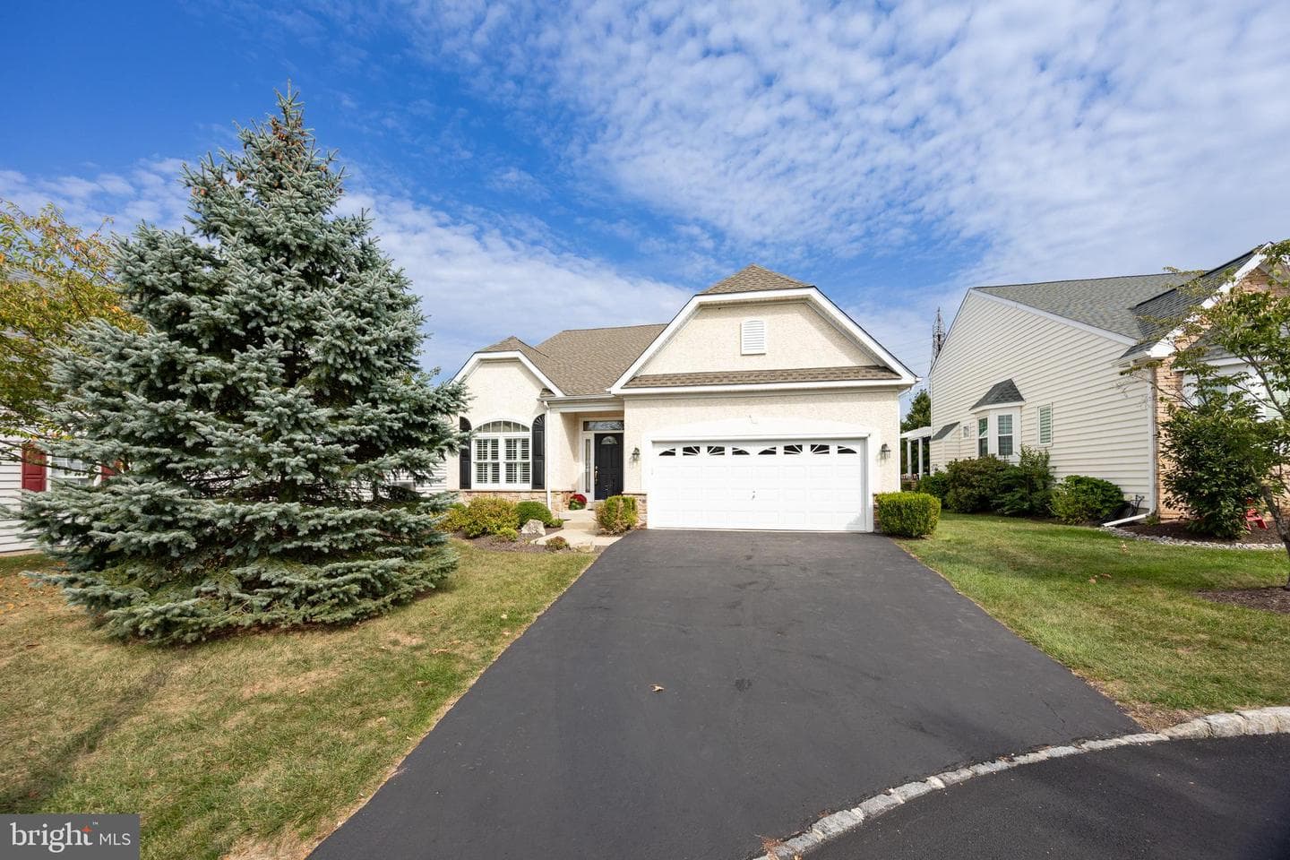 4397 Meadowridge Lane photo 4
