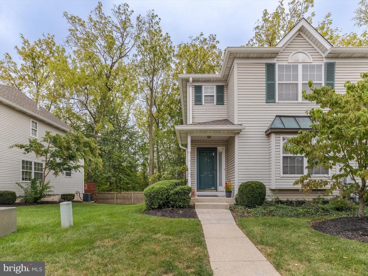 122 Yorkshire Way photo 2