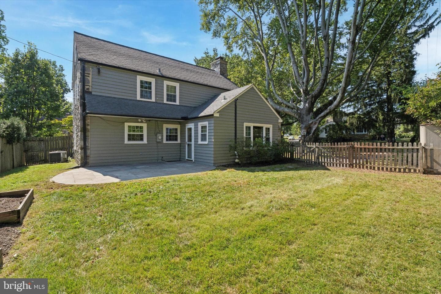 907 Nicholson Road photo 21