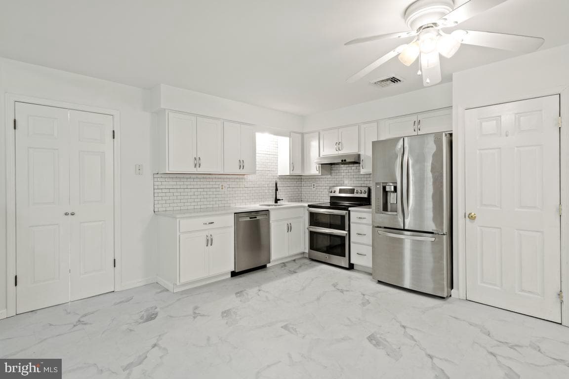 1808 Beth Lane photo 13