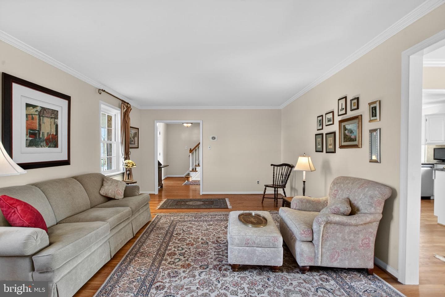 1221 Thomas Drive photo 3