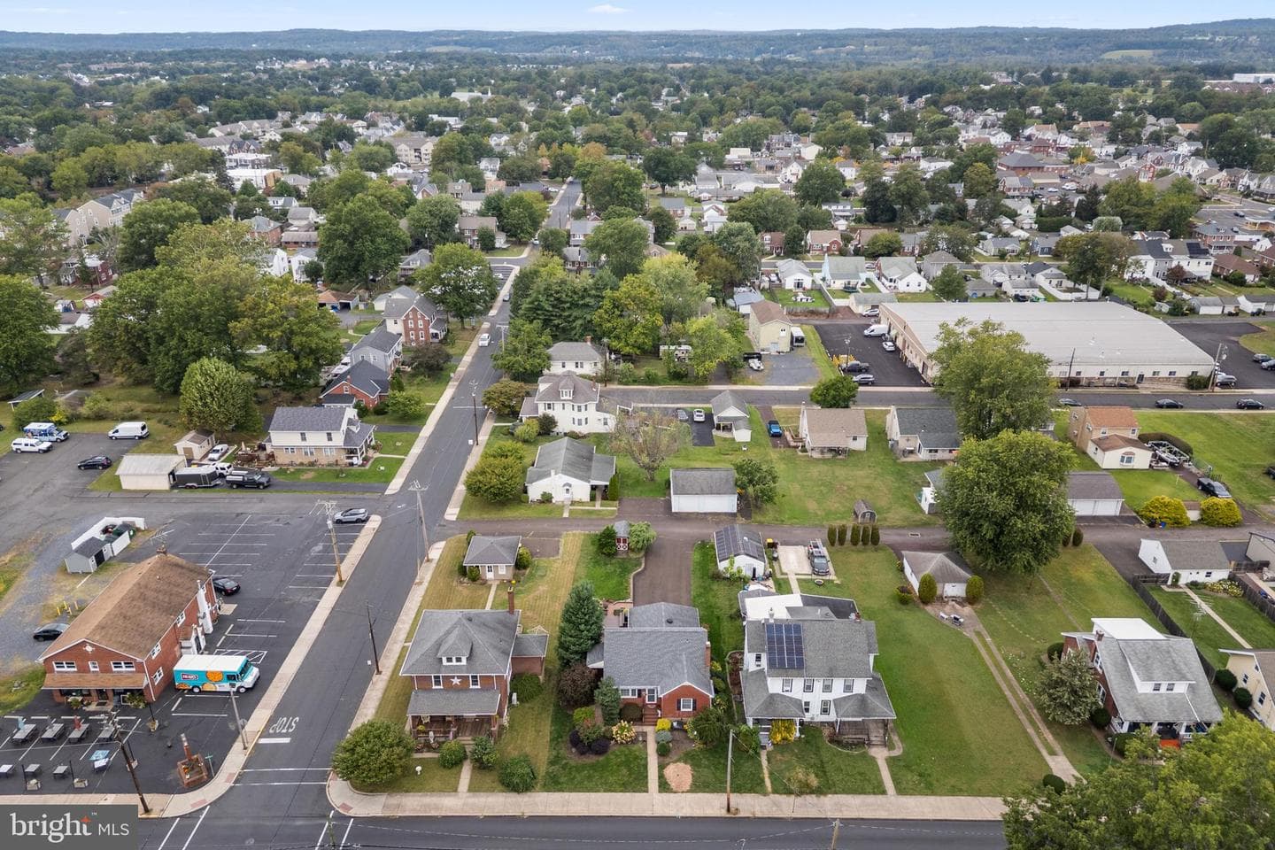 191 W Reliance Road photo 32