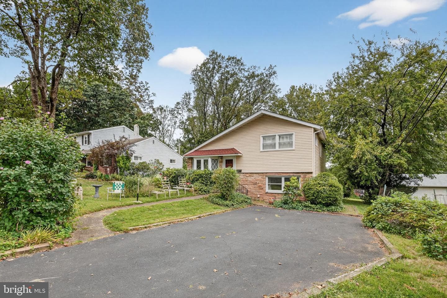 204 Cowbell Road photo 2