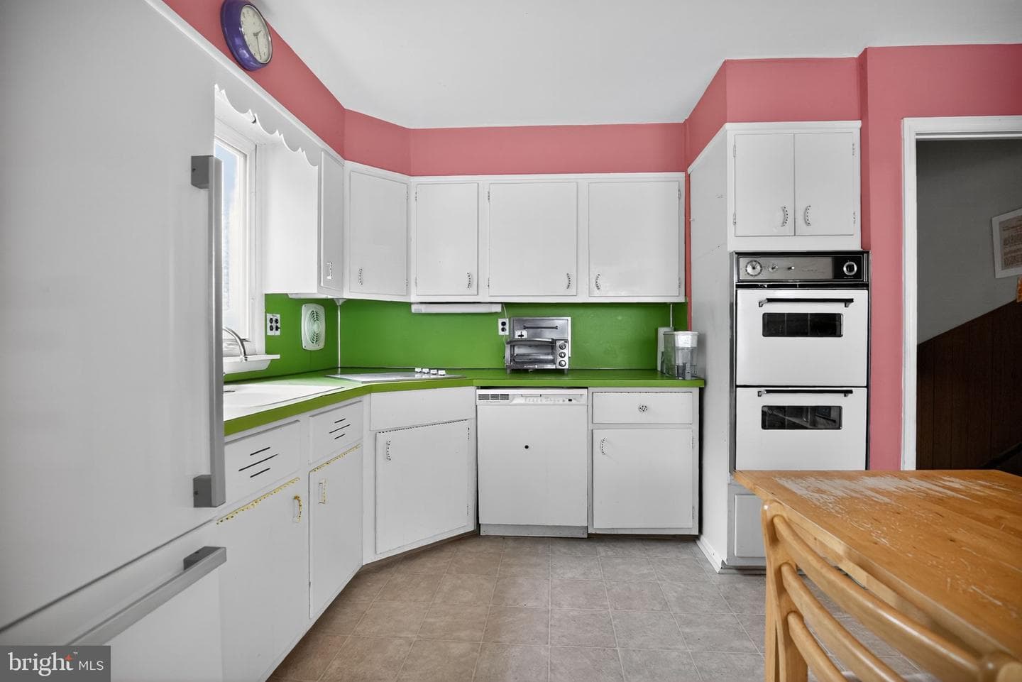 204 Cowbell Road photo 8