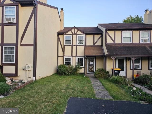 805 Sandra Lane photo 1
