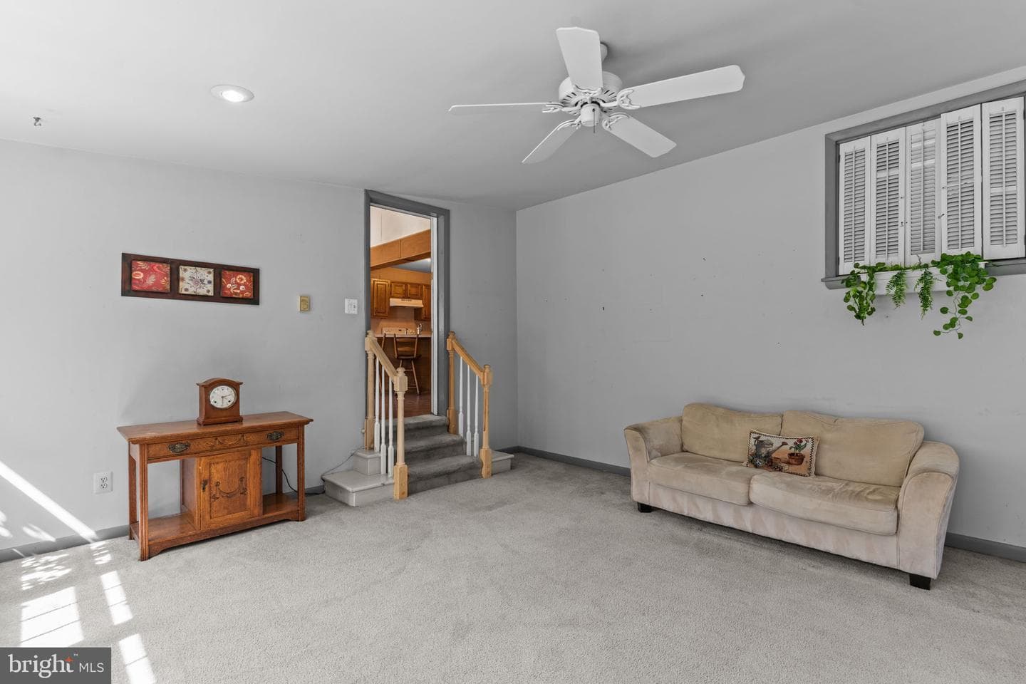 162 Hoover photo 18
