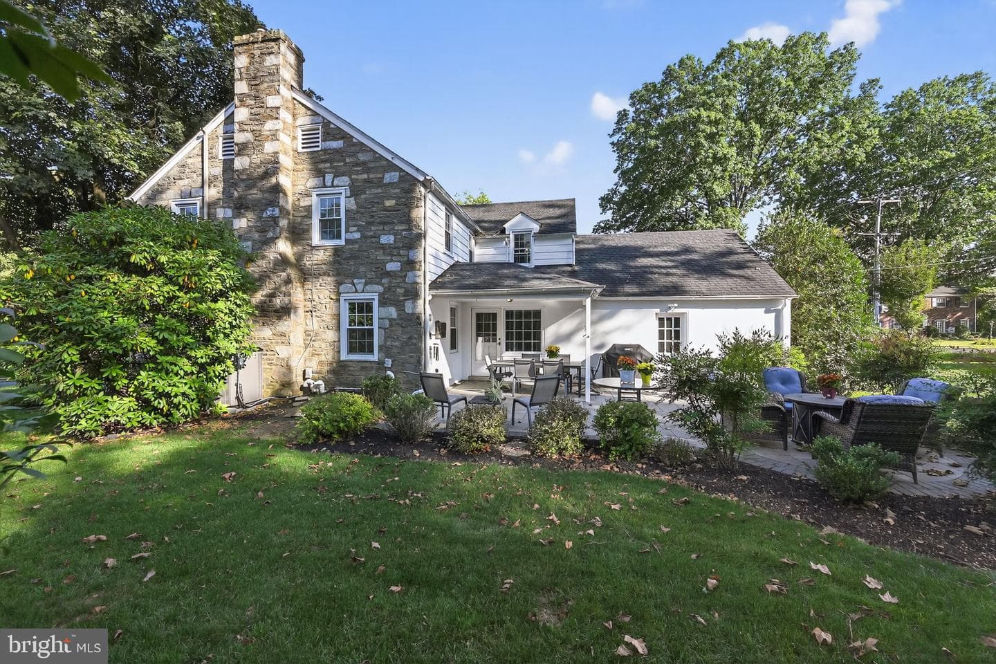 1902 Lambert Road photo 26