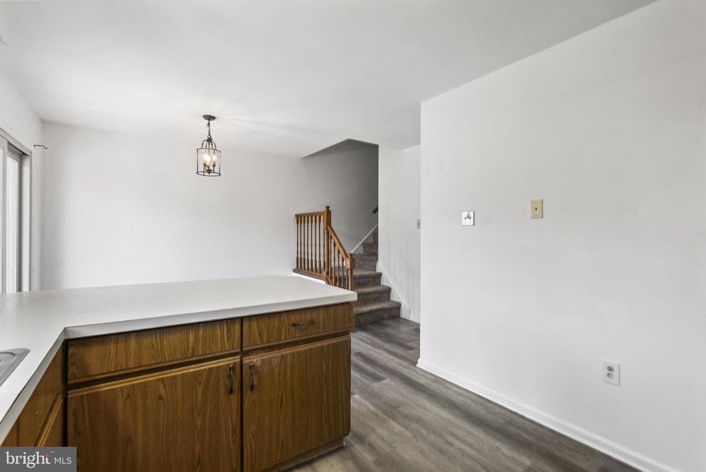 524 Oaktree Court photo 13