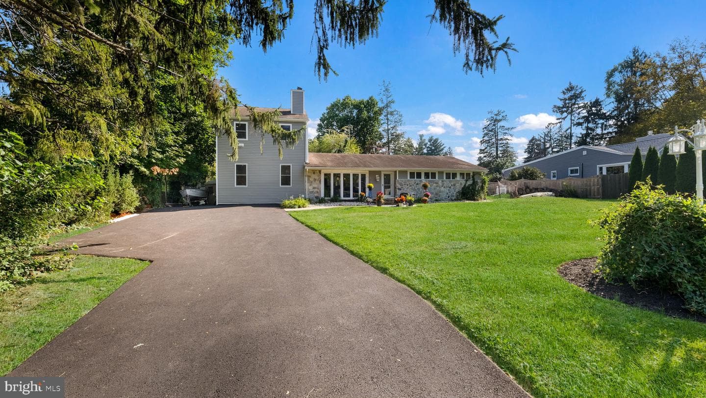 1341 Carol Road photo 4