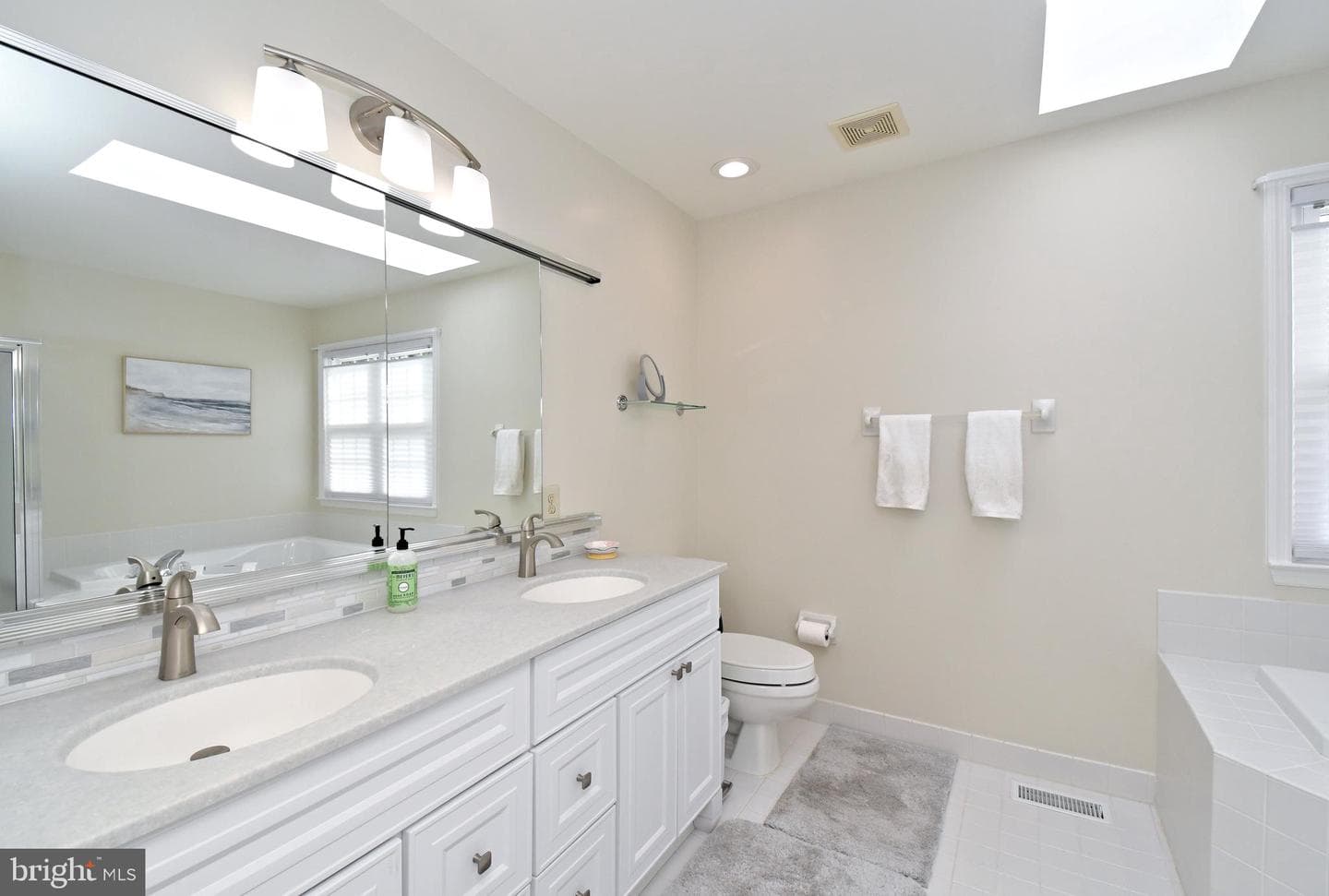 219 Pinecrest Lane photo 34