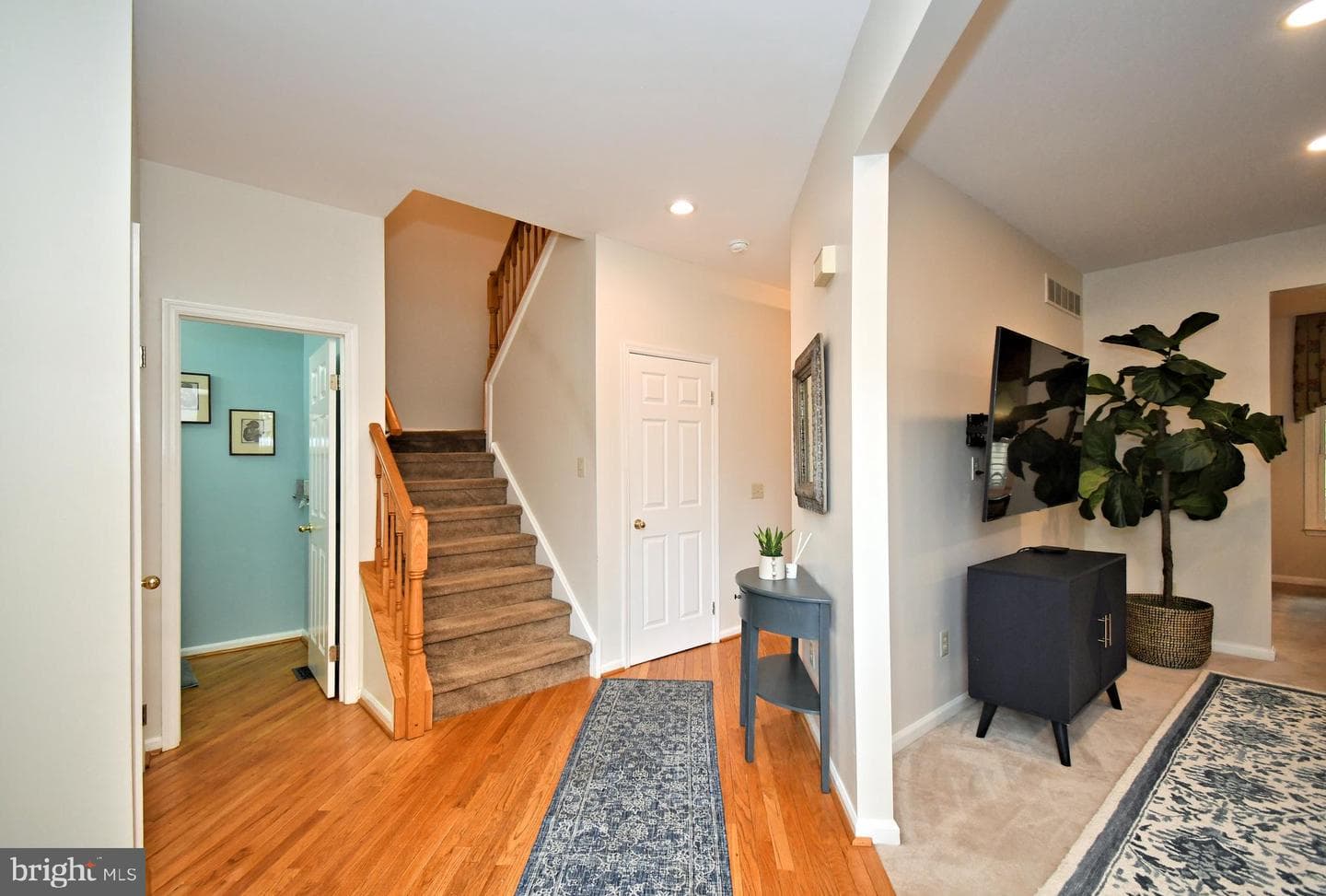 219 Pinecrest Lane photo 6