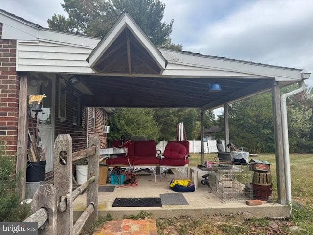 3146 Middle Creek Road photo 4