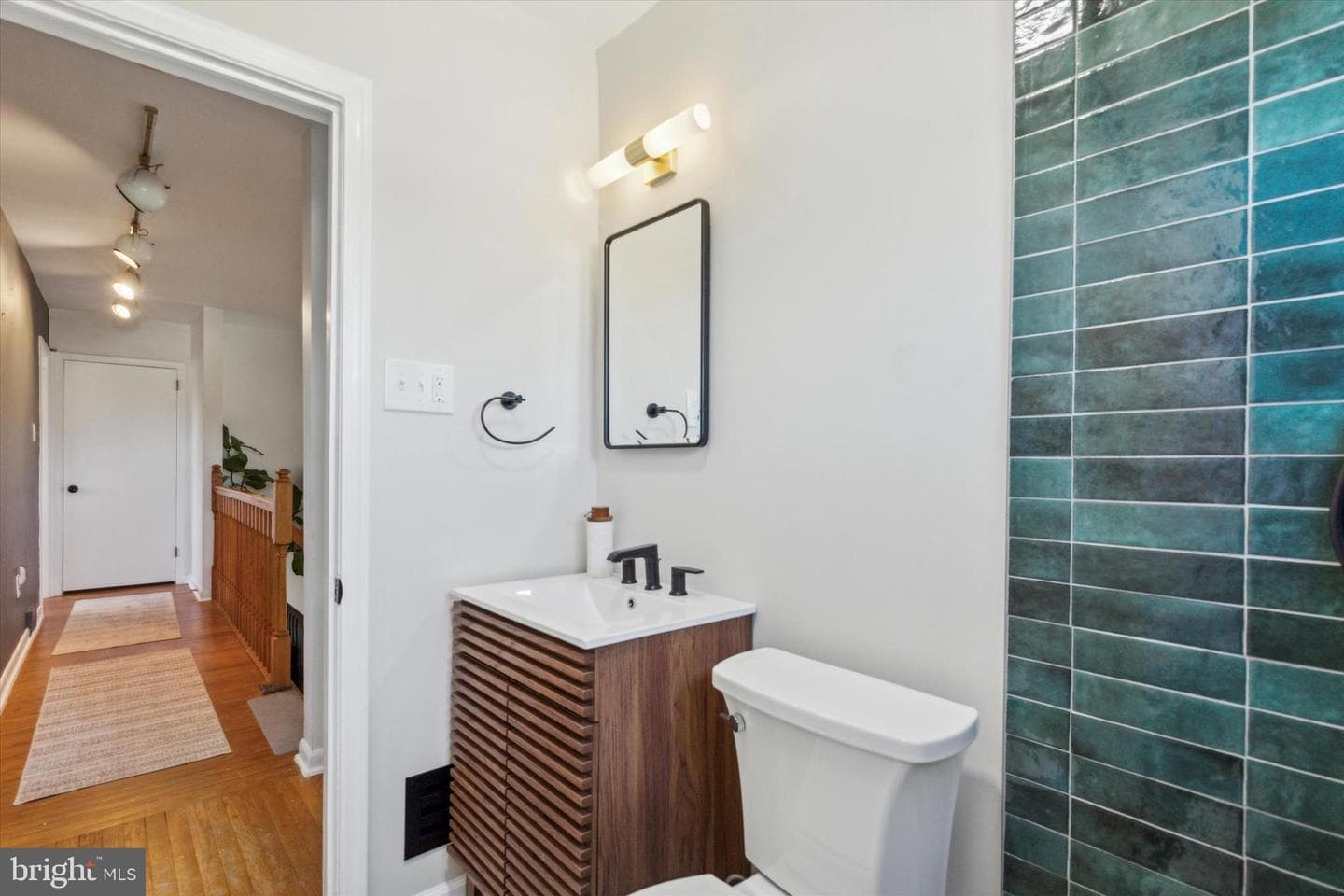 135 Cornell Road photo 14