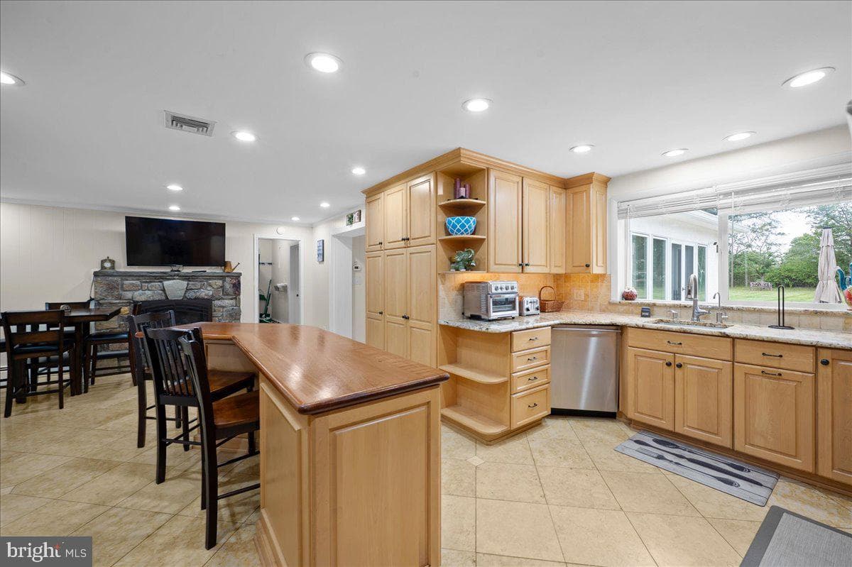 1653 Bridle Path Drive photo 11