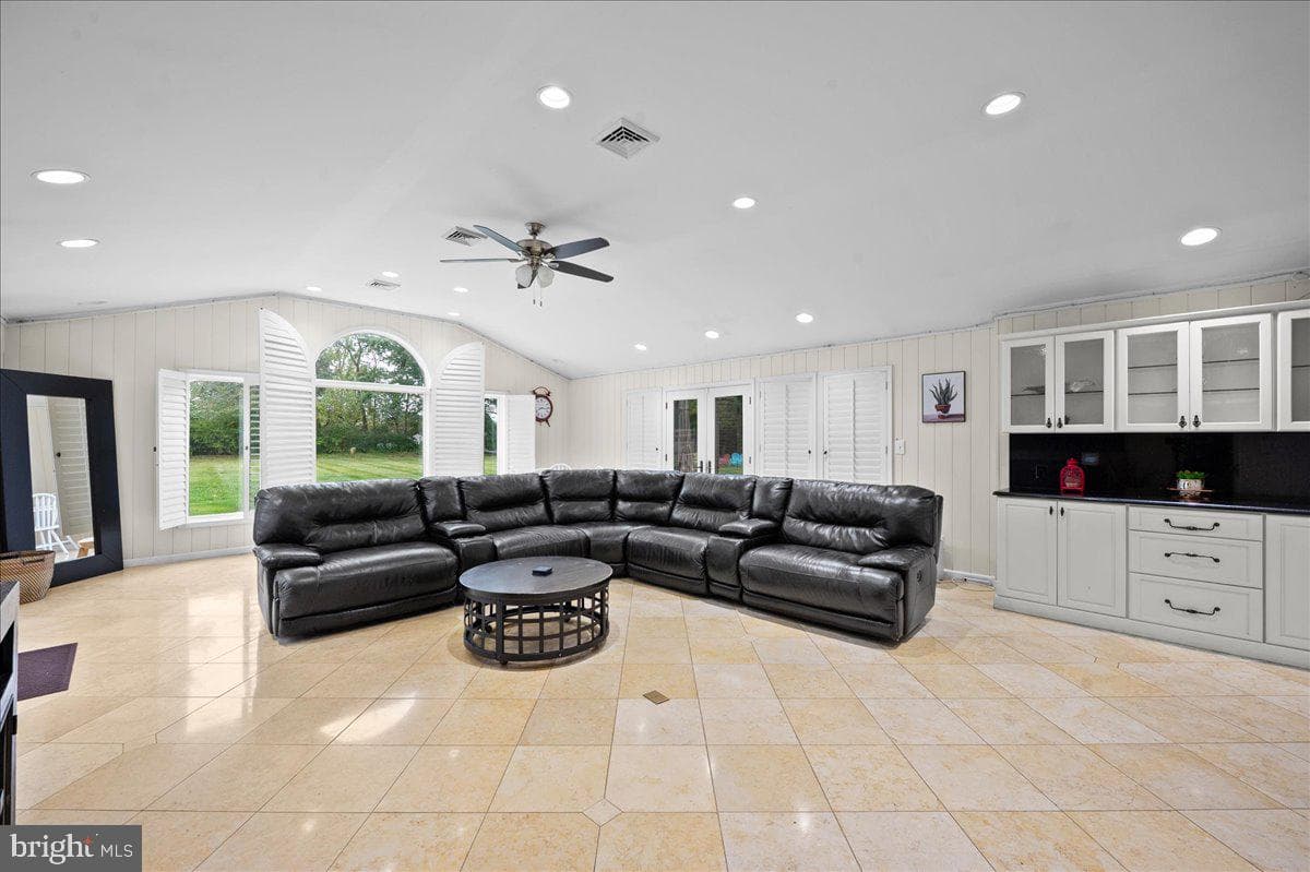1653 Bridle Path Drive photo 22