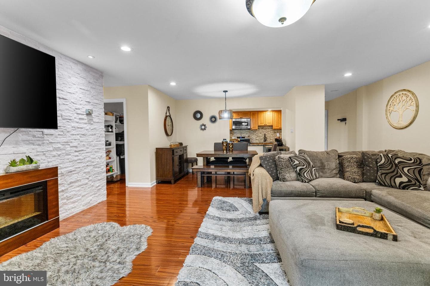 100 West Avenue #326-S photo 3