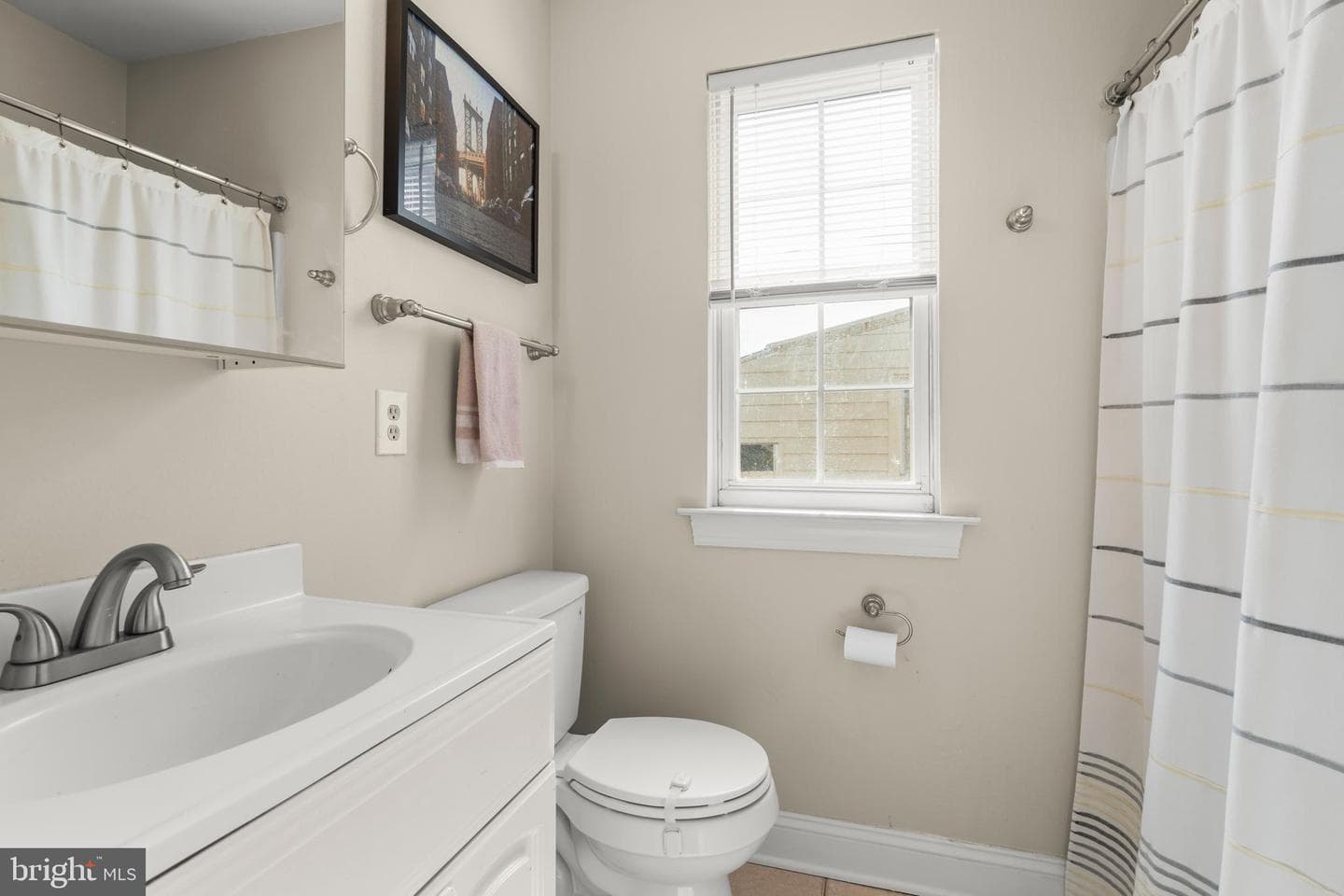 727 Tose Street photo 21