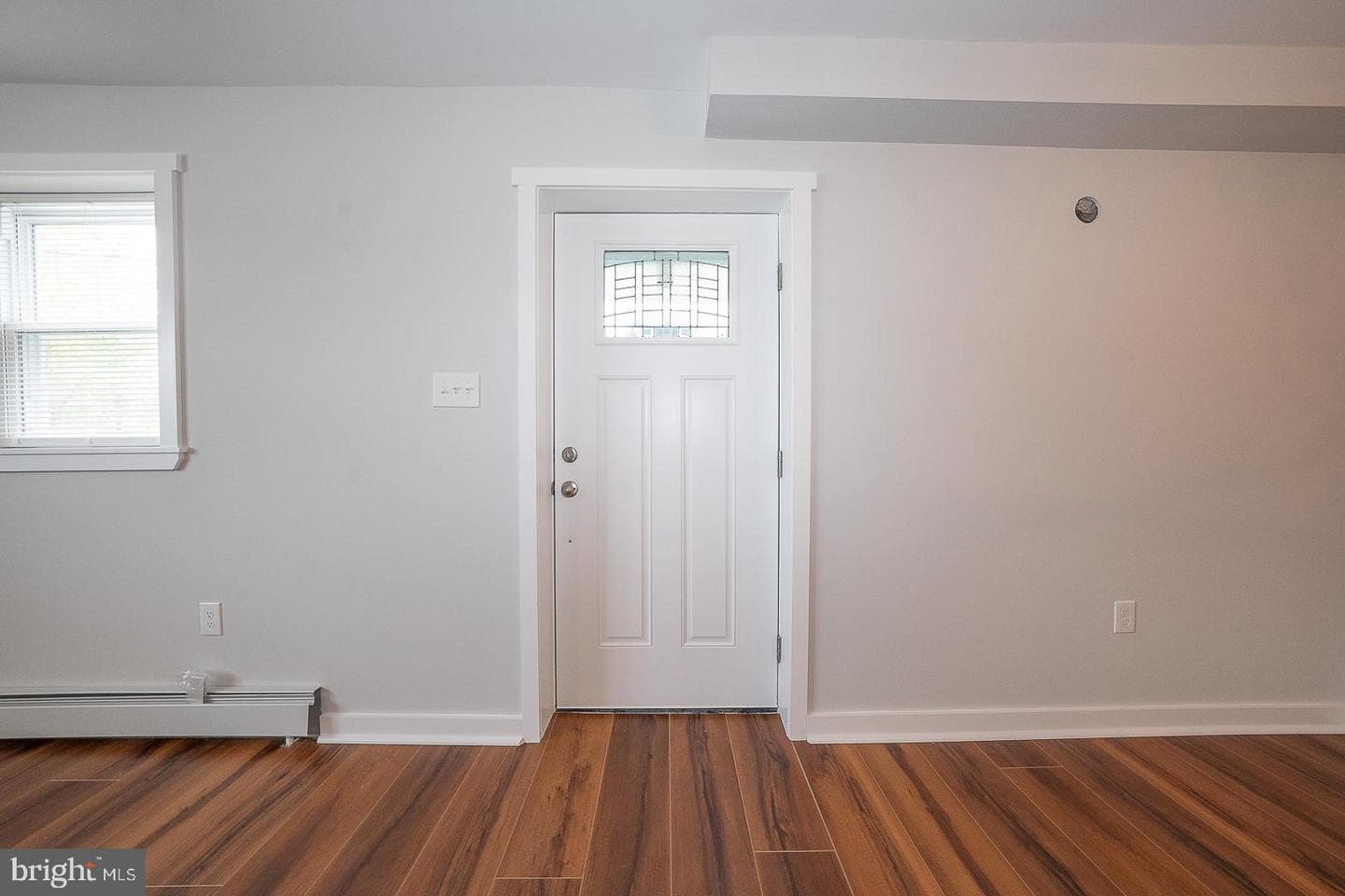 614 Caroline Drive photo 3