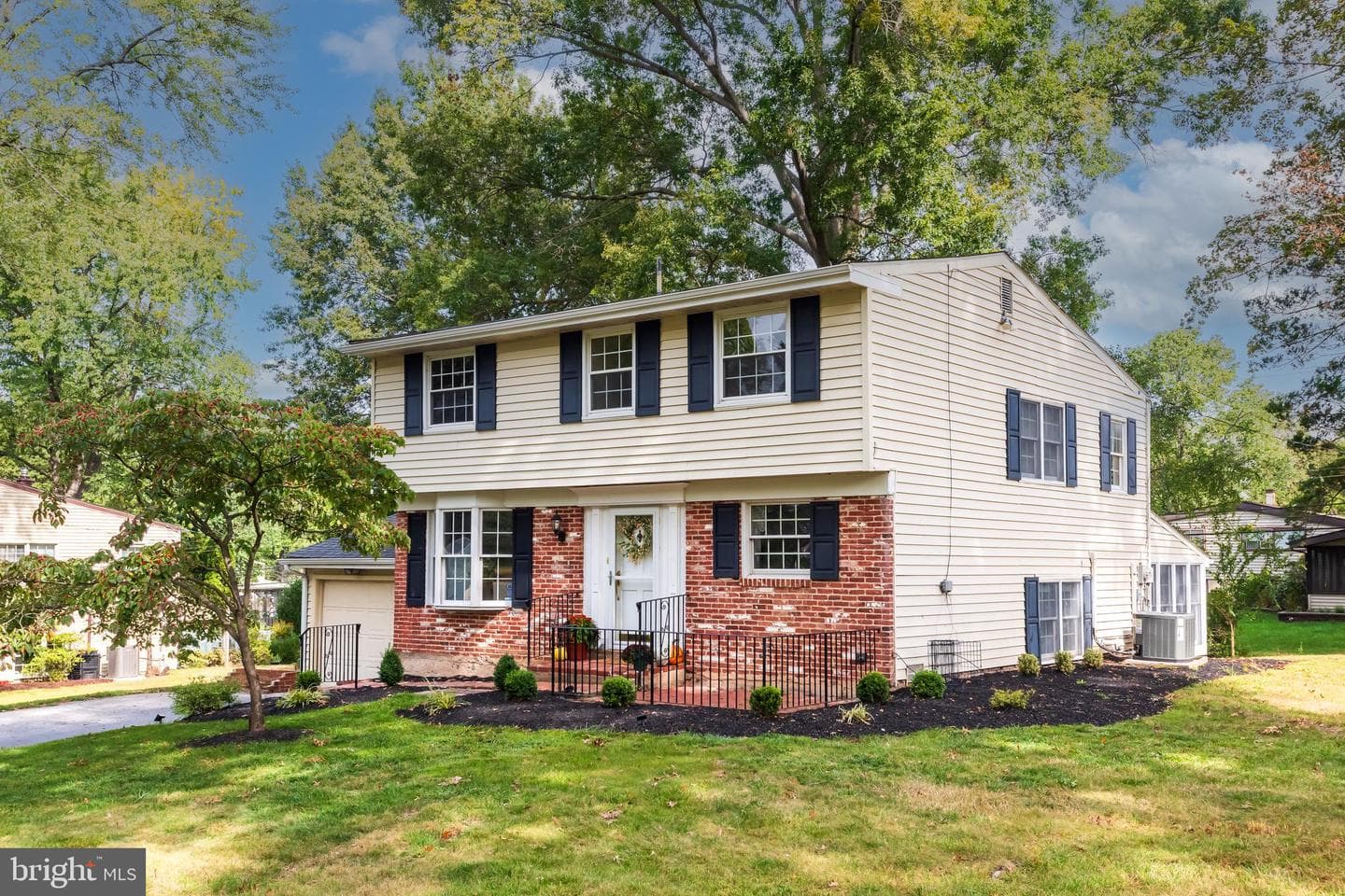 1673 Sylvan Drive photo 1