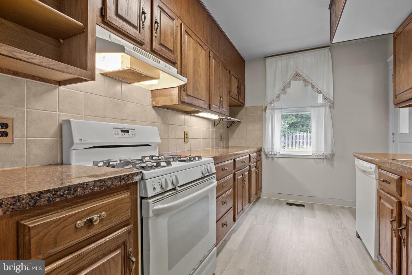 111 Tookany Creek Parkway photo 21
