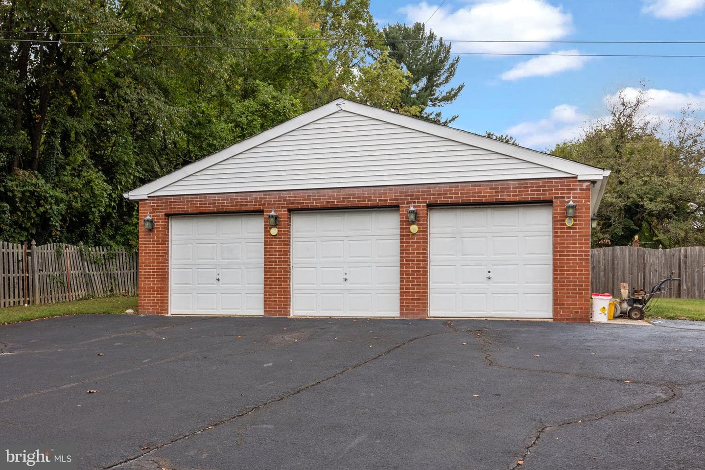 111 Tookany Creek Parkway photo 42