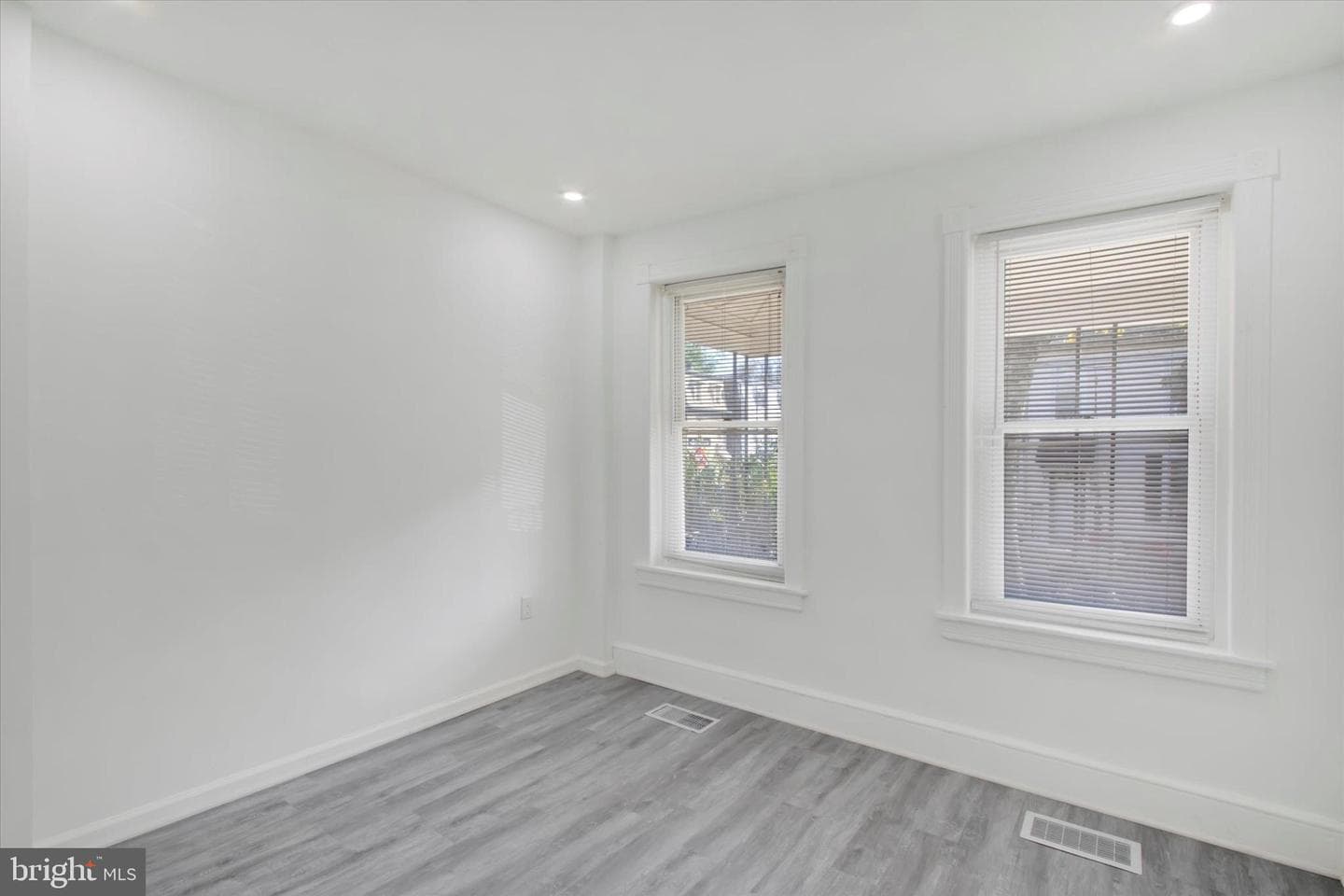 627 Chestnut Street photo 10
