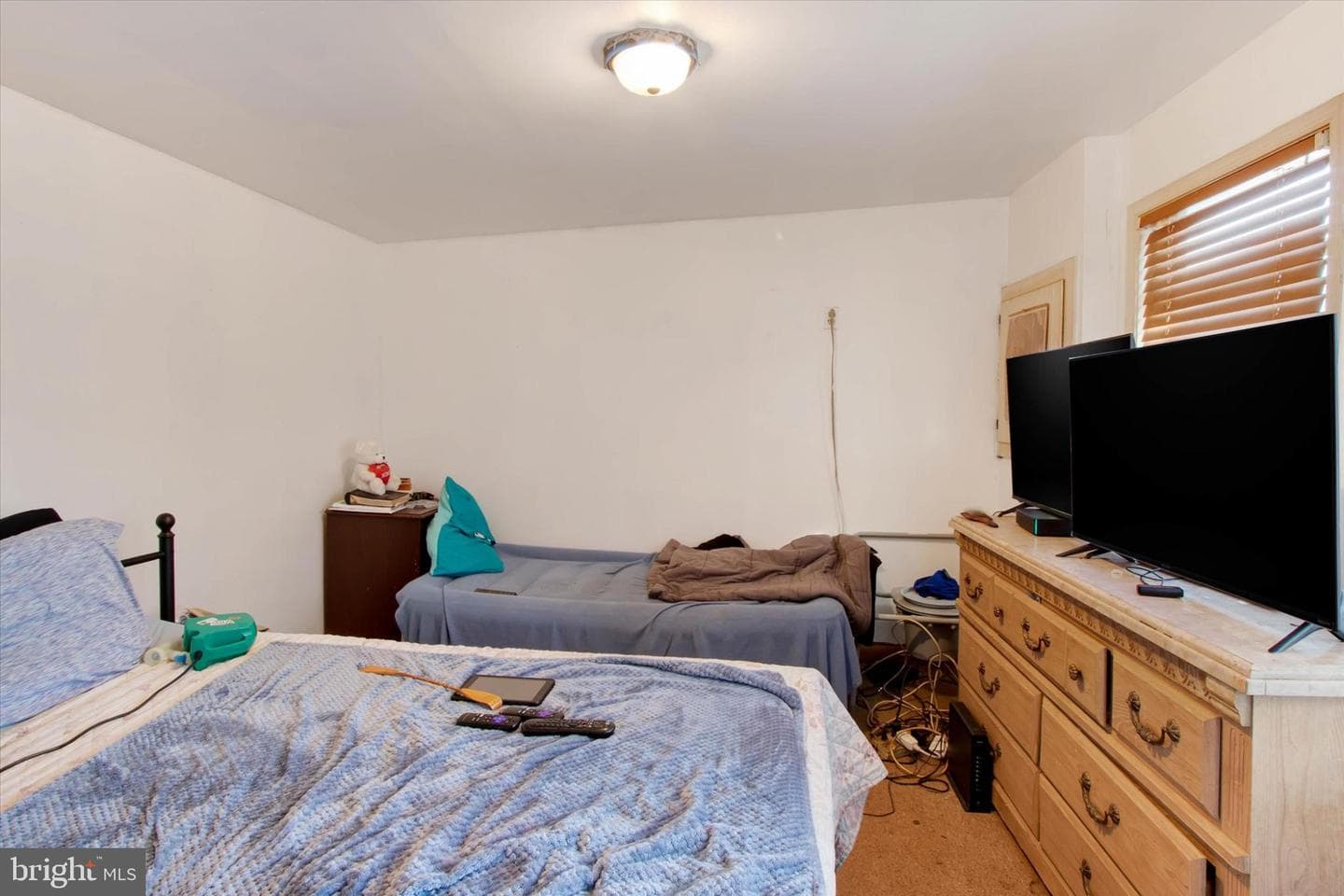 627 Chestnut Street photo 34
