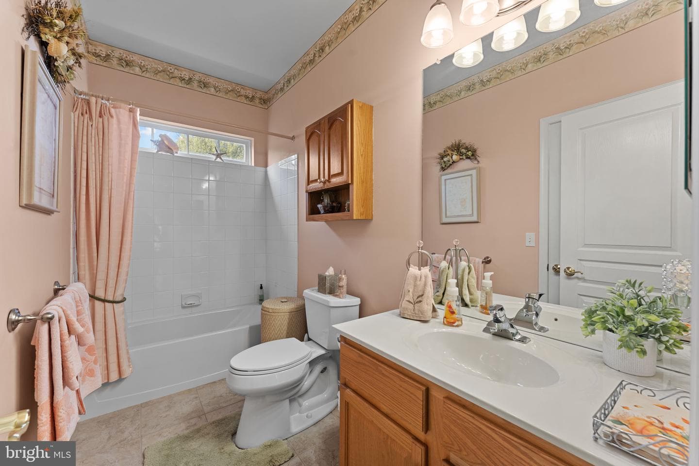 757 Village Avenue photo 29