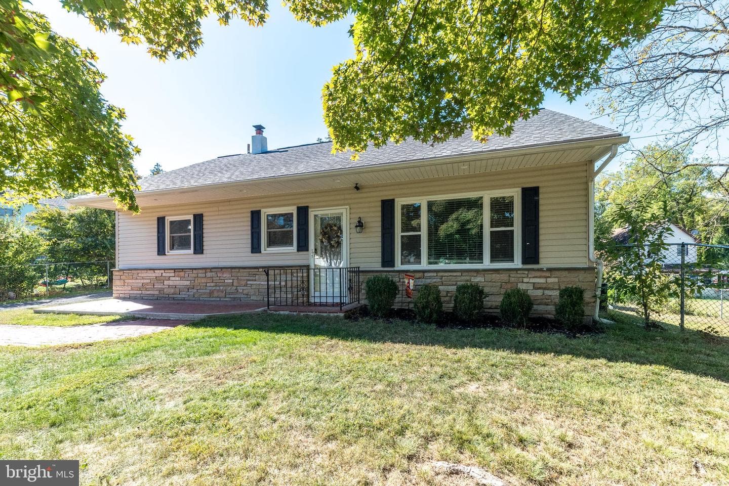 2812 Meyer Avenue photo 5