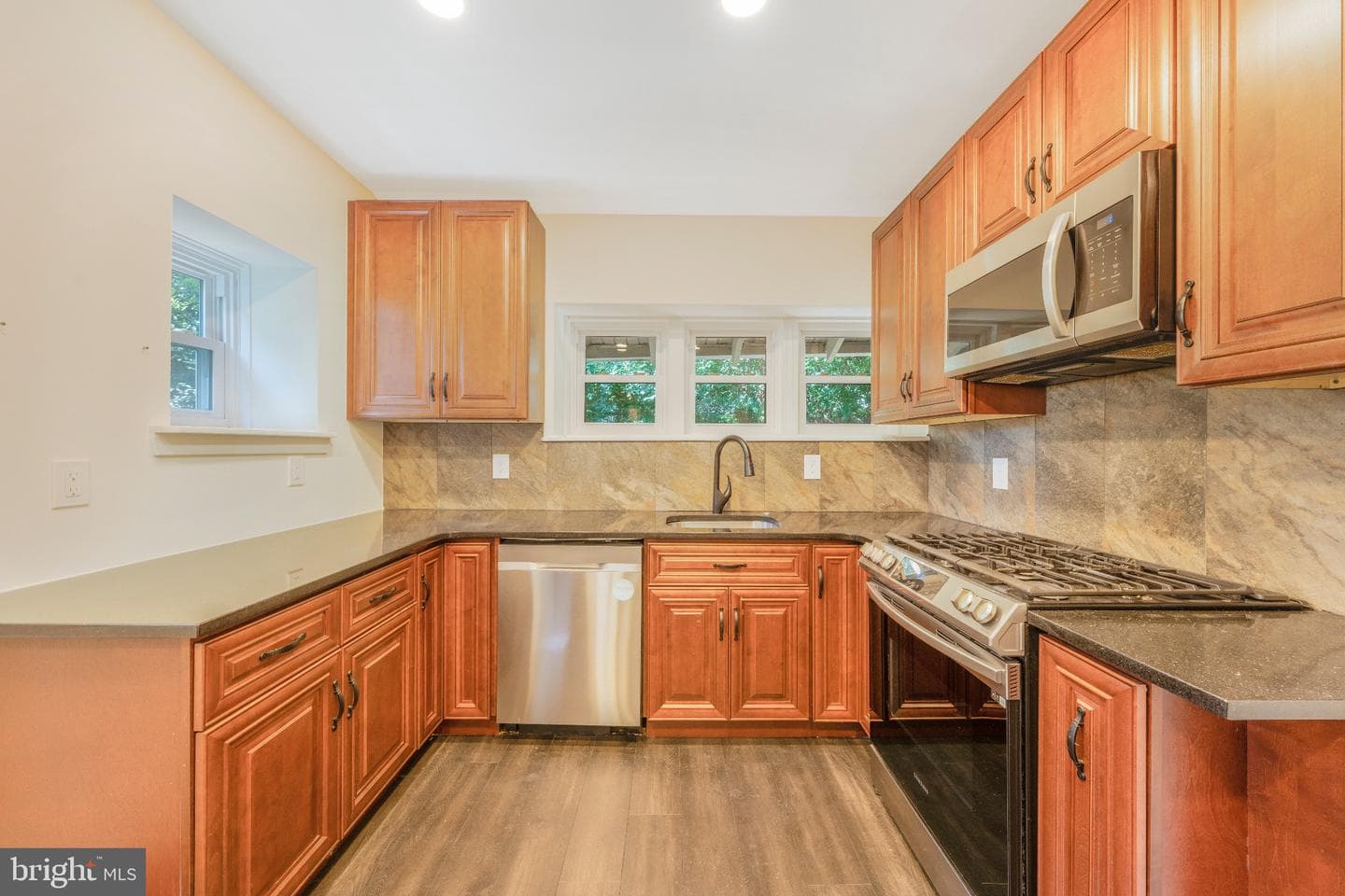8210 Westminster Road photo 12