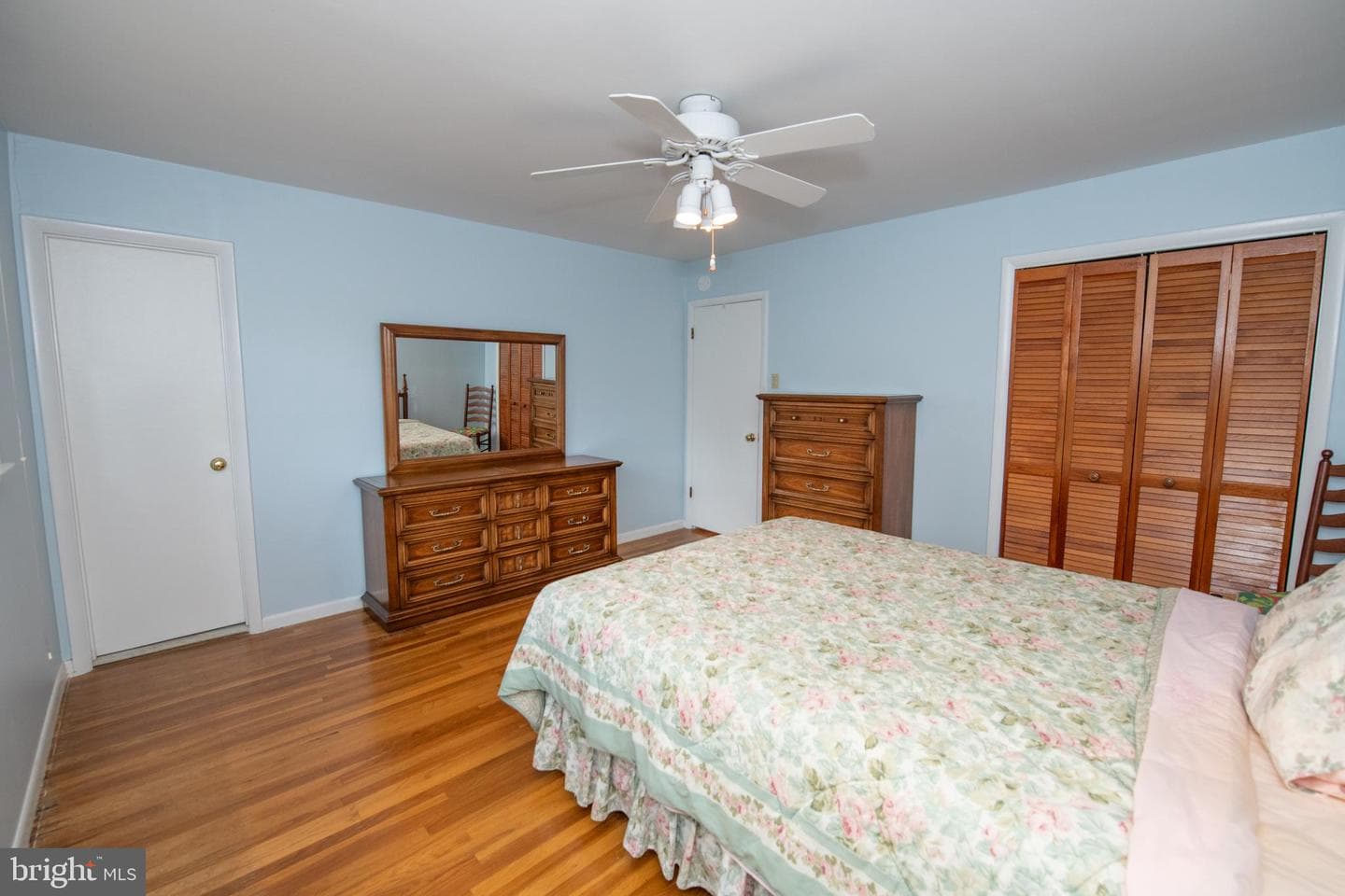 247 Leona Avenue photo 28