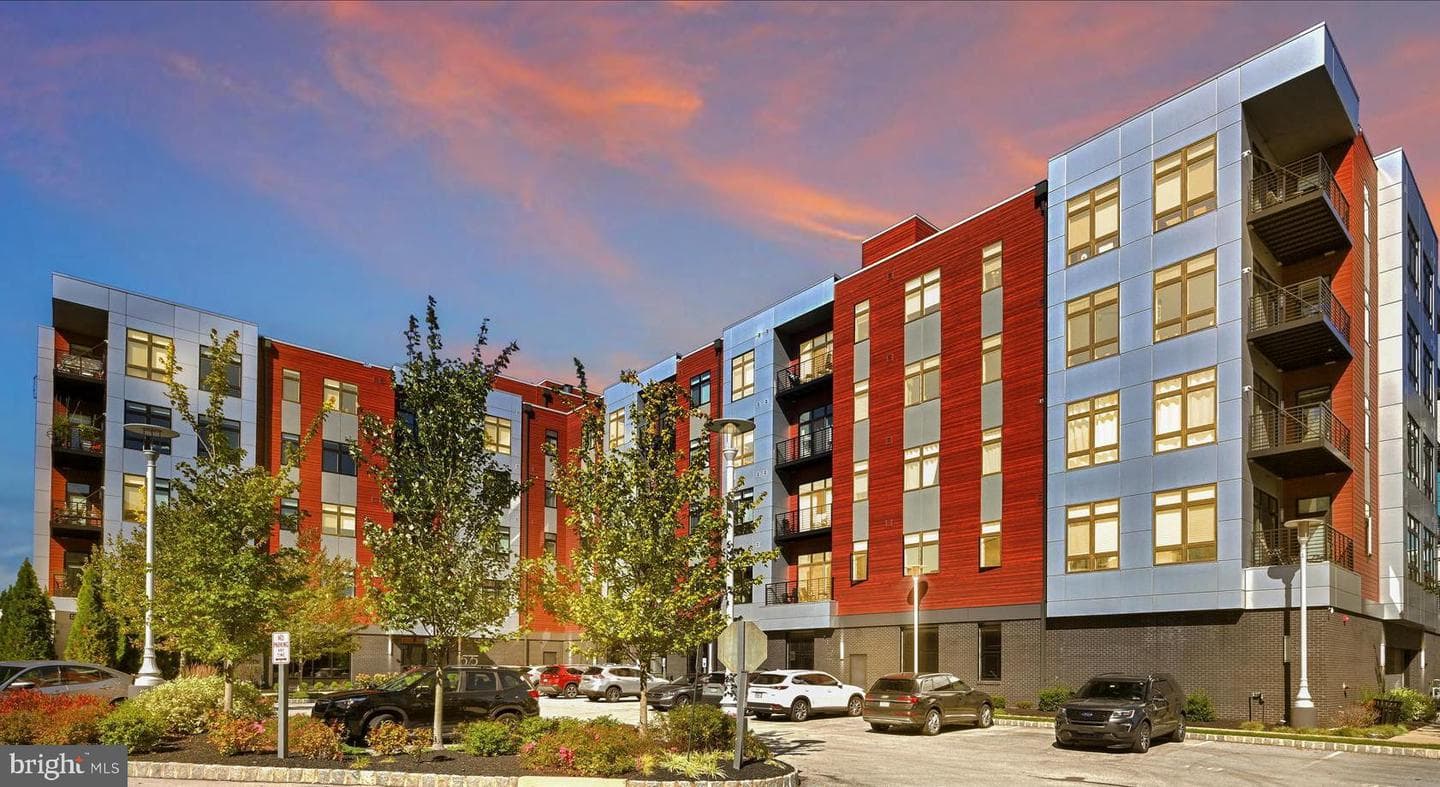 575 S Goddard Boulevard #504 photo 26
