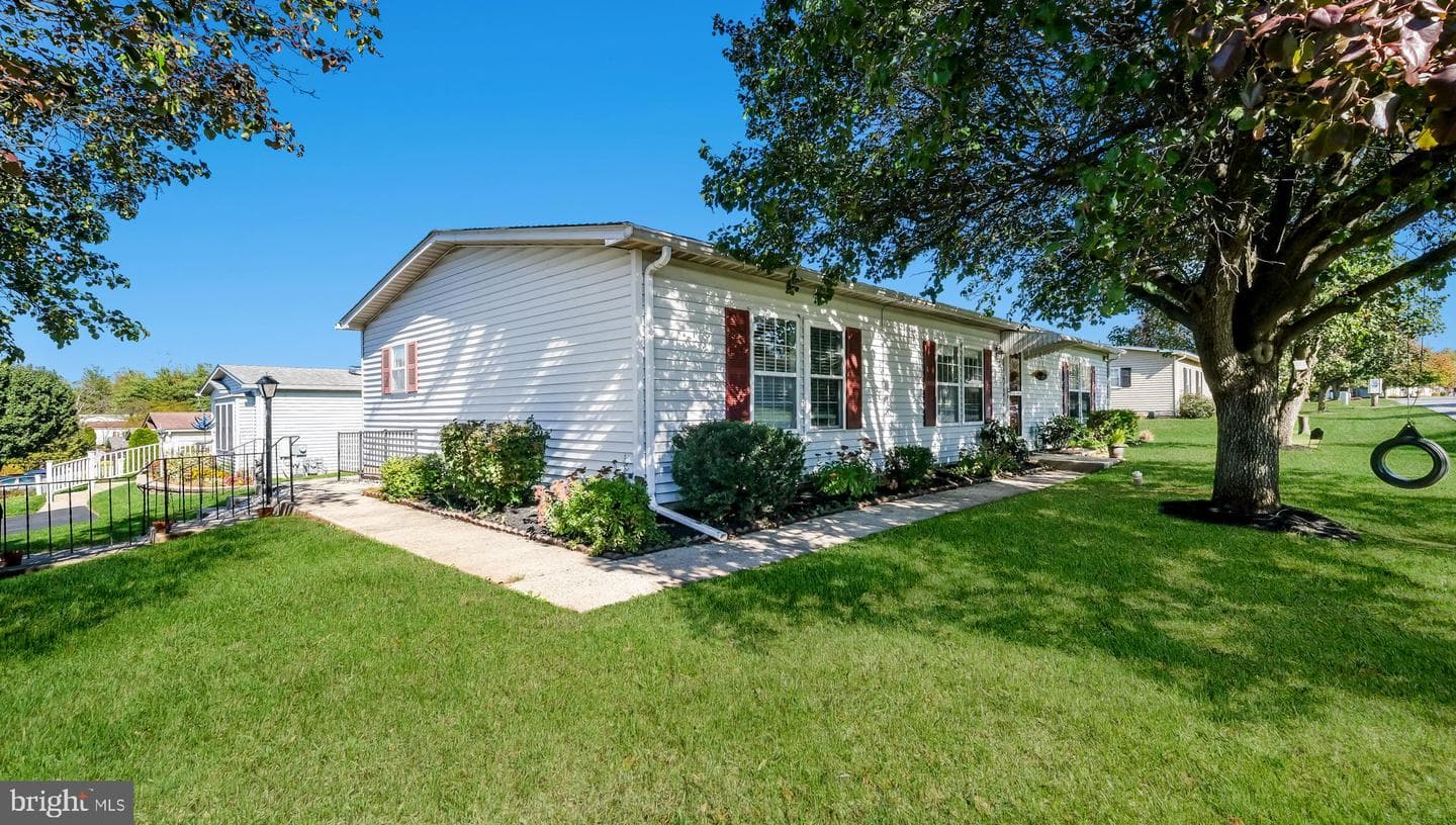 10 Bentwood Ct W photo 25