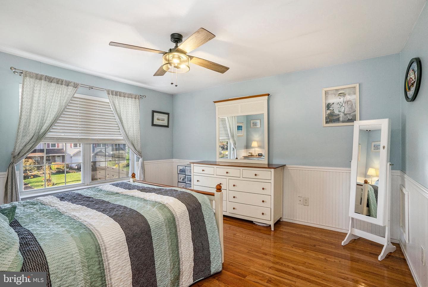 100 Anjou Court photo 23