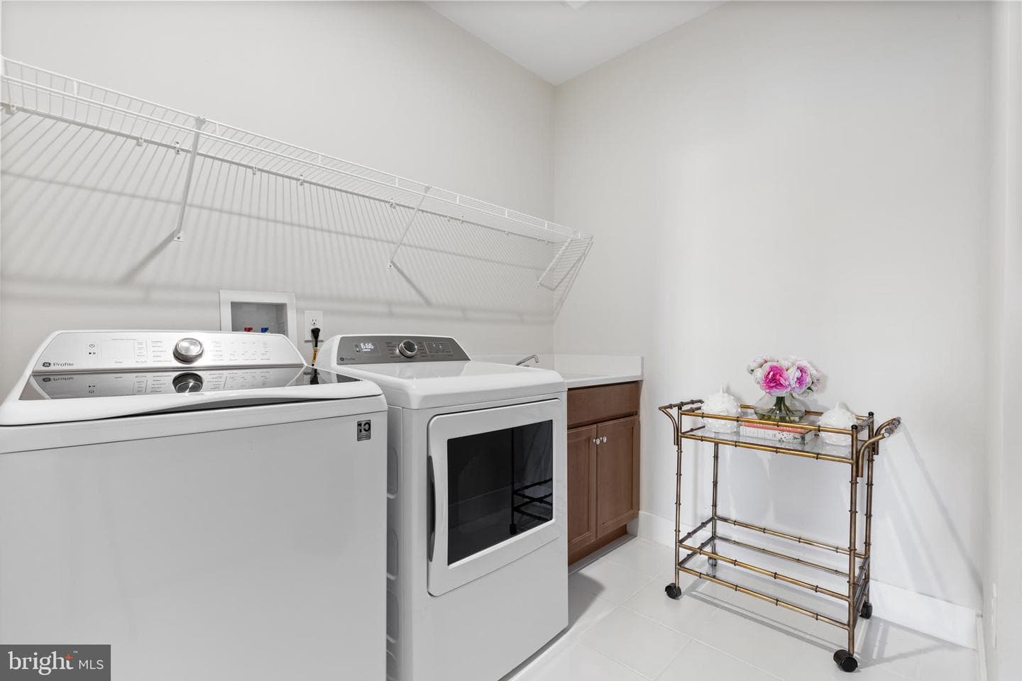 662 Levering Street photo 26