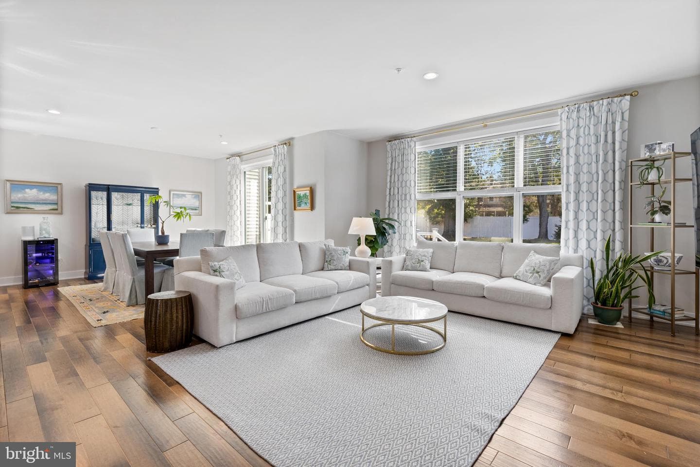 662 Levering Street photo 7