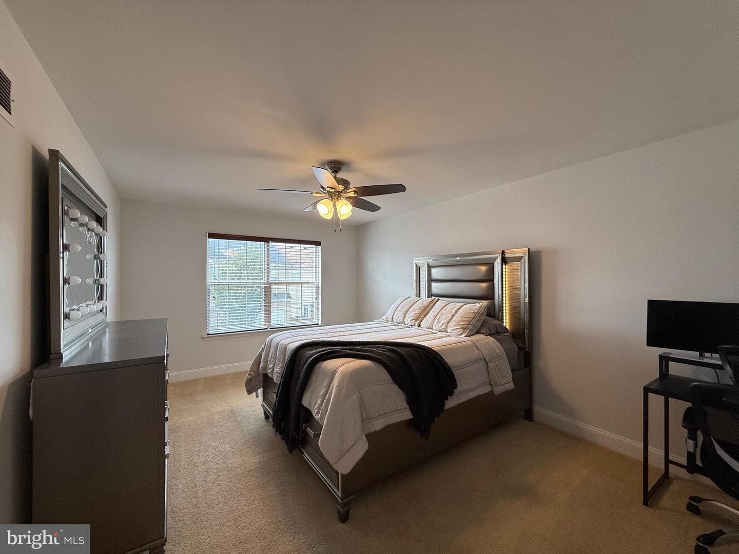 2112 Glenhaven Way photo 25