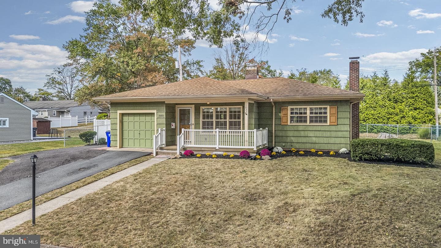 1033 Pine Street photo 1