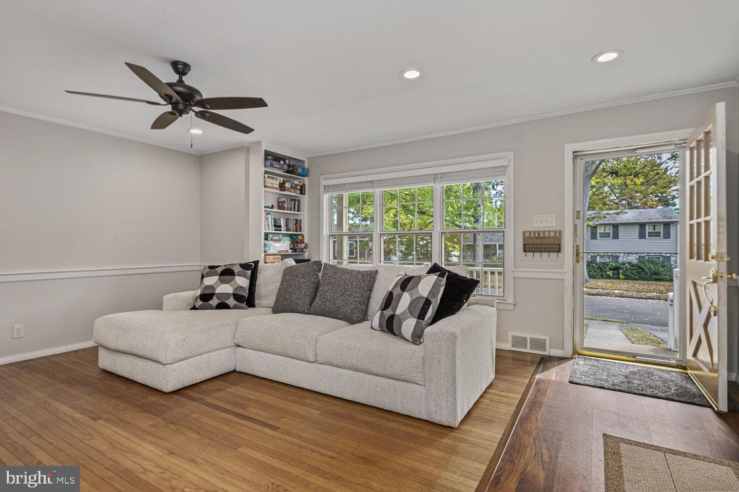 1033 Pine Street photo 5
