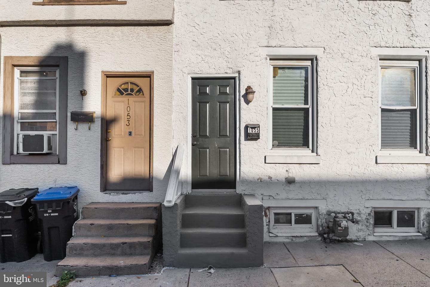 1055 Willow Street photo 2