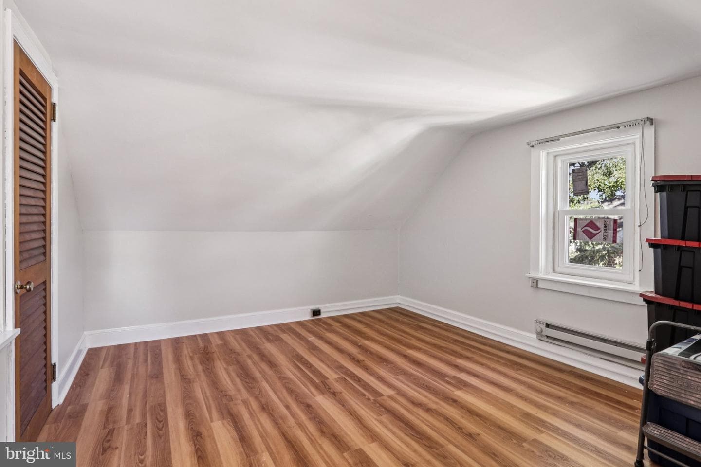 840 N Charlotte photo 33