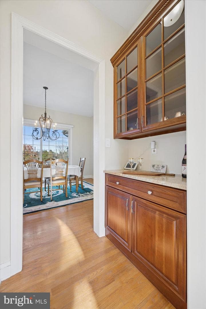 2501 Pond View Drive photo 18